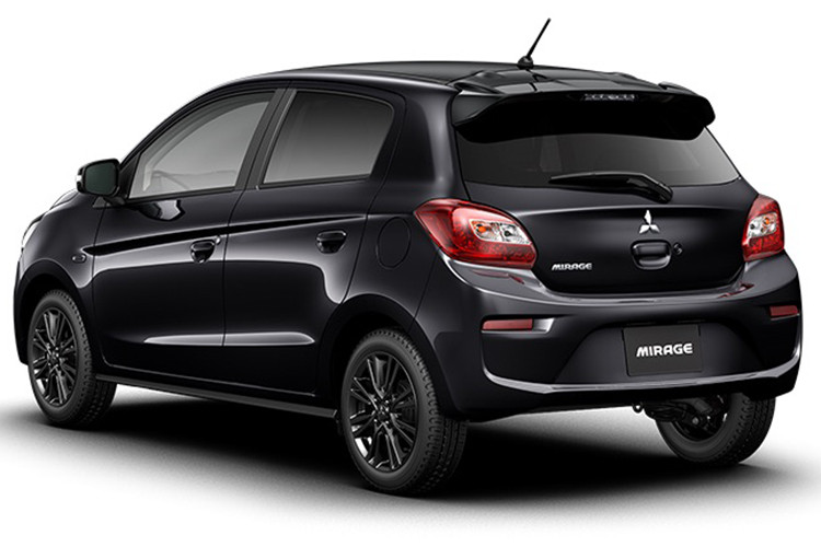 Mirage Black Edition 2018 không có gì khác so với bản thường đang bán ra trên thị trường hiện nay. Xe vẫn có kích thước bao gồm chiều dài 3.795 mm, rộng 1.665 mm, cao 1.505 mm và khoảng sáng gầm 150 mm.