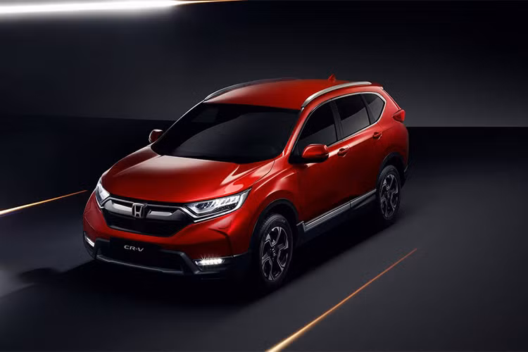 Trong khi mẫu xe Honda CR-V 2018 thế hệ mới đã được "lên kệ" tại hầu hết các đại lý trên toàn thế giới thì tại Triển lãm ôtô Geneva 2018 sắp tới đây, mẫu SUV của hãng xe Nhật Bản này sẽ được nhà sản xuất ôtô ra mắt với phiên bản lai điện hybrid hoàn toàn mới.