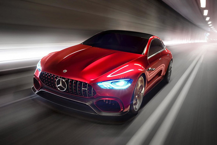 Cuối cùng, giá xe Mercedes-AMG GT73 chắc chắn sẽ bán ra cao hơn so với GT63 S, đang có giá 159.000 USD (tương đương 3,69 tỷ đồng), bởi vì đối thủ của nó - Porsche Panamera Turbo S E-Hybrid - có giá lên tới 186.200 USD (khoảng 4,33 tỷ đồng). 