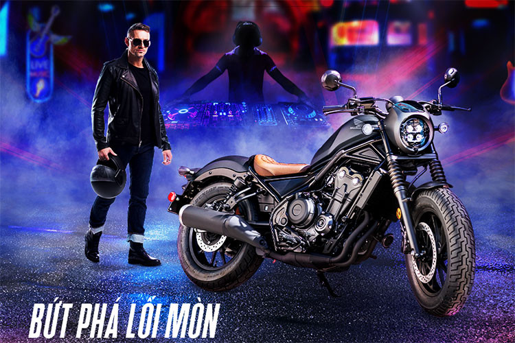 Các trang bị nổi bật trên Honda Rebel 500 2022 có thể kể đến hệ thống chiếu sáng full LED, bộ ly hợp chống trượt hai chiều. Được biết, giá xe Honda Rebel 500 2022 được công bố ở mức 180 triệu đồng, không có gì thay đổi so với phiên bản cũ.