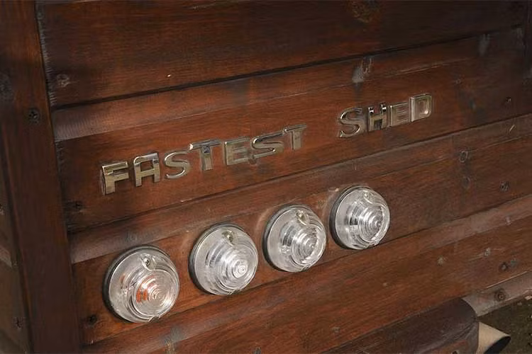 Không bằng lòng với kết quả này, Kevin lại tiếp tục chuyến đi của mình và dừng chân tại John O’Groats, ngôi làng nhỏ nằm ở phía Bắc của Scotland. Sau một vài sự cố trên hành trình của mình, Kevin quyết định mua một động cơ cũ lấy từ chiếc Audi A6 Allroad để thay thế cho động cơ trước đó của chiếc Passat đã bị hỏng.