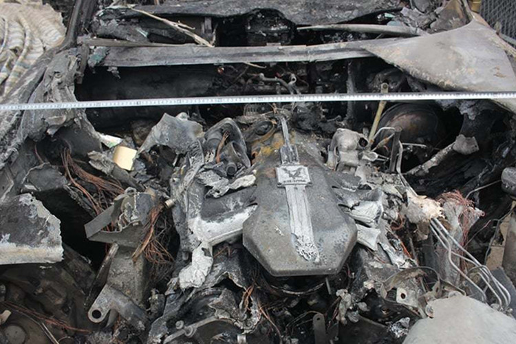 Được biết, mẫu xe này được sản xuất tại Anh năm 2011, đăng ký lần đầu tại Việt Nam ngày 7/11/2011 và đăng kiểm lần cuối ngày 24/6/2019, xe sẽ hết hạn kiểm định vào ngày 23-6-2020. Đáng tiếc cho chủ nhân của nó, do chiếc Rolls-Royce Phantom này đã hết hạn bảo hiểm.