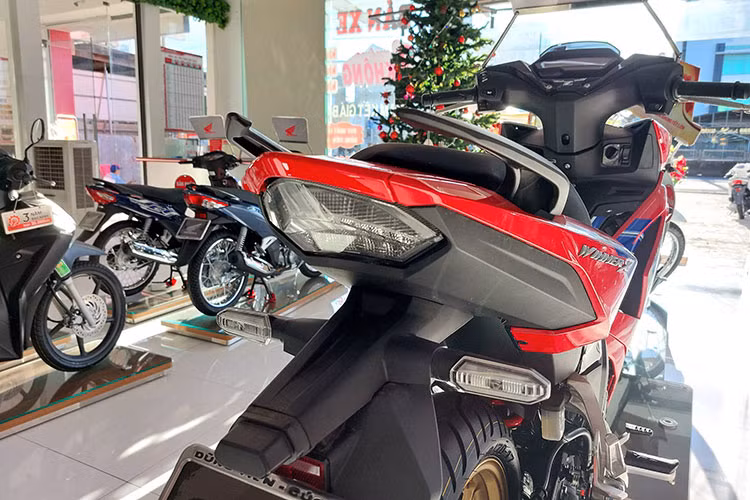 Honda Winner X giam gia toi 18 trieu dong so voi muc de xuat-Hinh-2