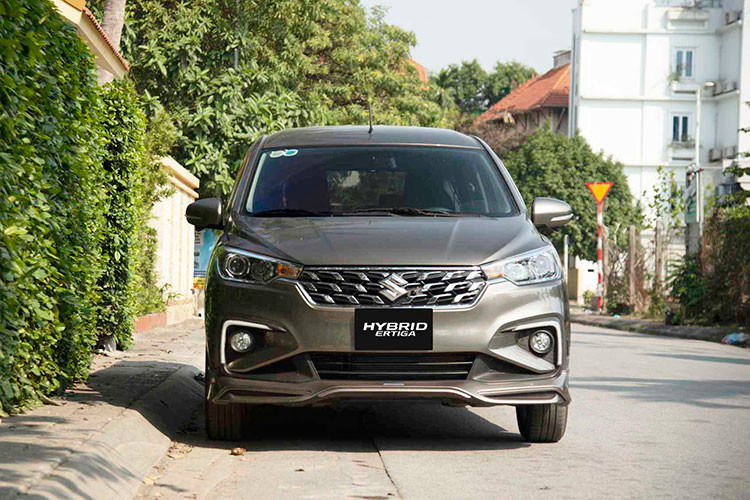 MPV hybrid - xe tiet kiem xang cho tai xe chay xe dich vu-Hinh-2