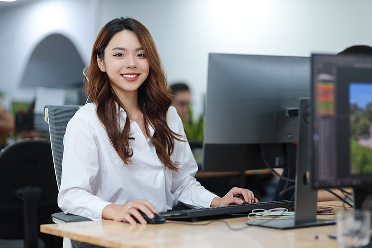 Yamaha Grande – phu kien thoi trang cua co nang cong so sanh dieu-Hinh-2