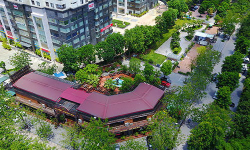 Bi ket luan sai pham, nha hang cua La Vong van kinh doanh binh thuong