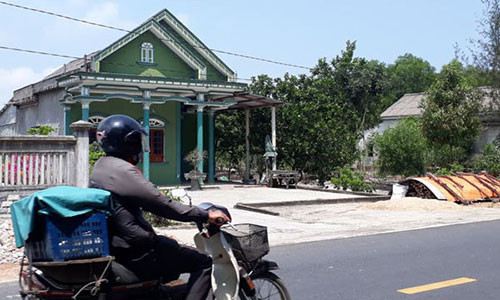 Nu sinh bi hiep dam tap the: Dieu gi cho doi 5 nam sinh?