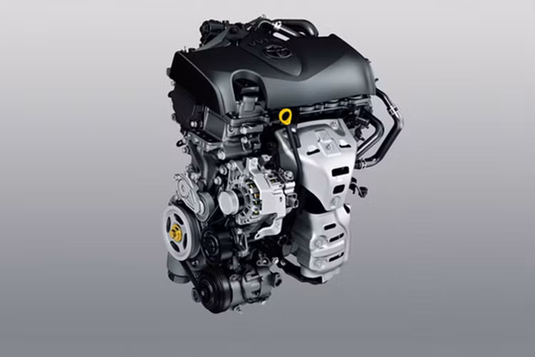 Toyota Yaris 2017 tại châu Âu là động cơ xăng 4 xy-lanh, hút khí tự nhiên, dung tích 1,5 lít hoàn toàn mới, thay thế cho loại 1,33 lít cũ. Động cơ mới tạo ra công suất tối đa 111 mã lực và mô-men xoắn cực đại 136 Nm. Nhờ đó, lượng nhiên liệu tiêu thụ của xe giảm còn 12%.