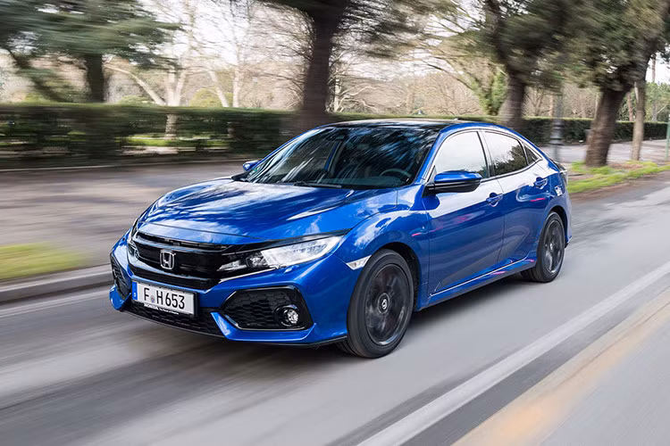 Giá xe Honda Civic 2019 tại Việt Nam vẫn còn là bí ẩn. Trong khi đó, Honda Civic phiên bản hiện tại có giá dao động từ 763 - 903 triệu đồng.