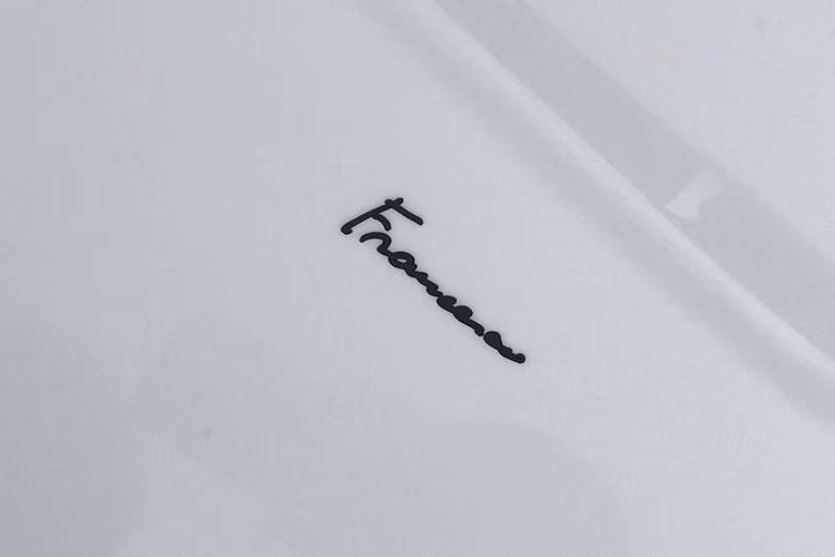 Số tiền thu được sẽ được sử dụng cho ba mục đích: giúp đỡ cộng đồng Kitô hữu trở lại với Nineveh Plain ở Ixraen, cộng đồng Giáo hoàng John XXIII dành cho phụ nữ là nạn nhân của nạn buôn người và các lạm dụng khác và dành cho hai hiệp hội ở Ý thực hiện các hoạt động ở Châu Phi.