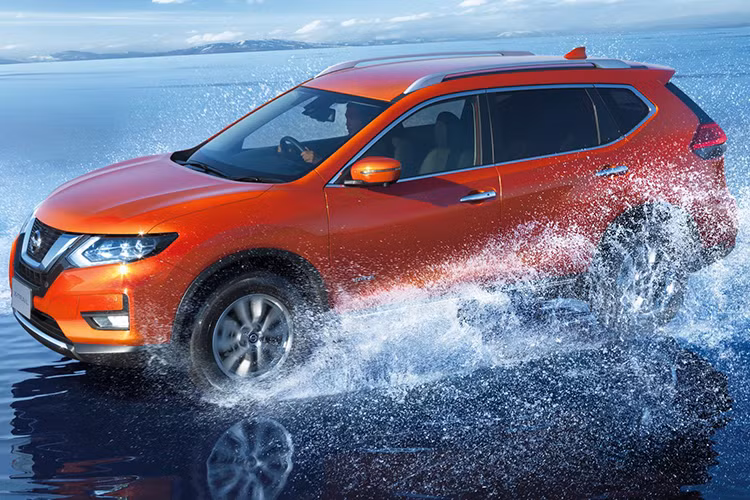 Cách đây vài ngày, hãng Nissan đã công bố thông tin và hình ảnh cụ thể của mẫu crossover cỡ nhỏ Nissan X-Trail 2017 bản nâng cấp vòng đời tại thị trường châu Âu. Đến nay, hãng Nissan lại tiếp tục công bố giá bán của X-Trail nâng cấp nhưng ở thị trường quê nhà Nhật Bản.