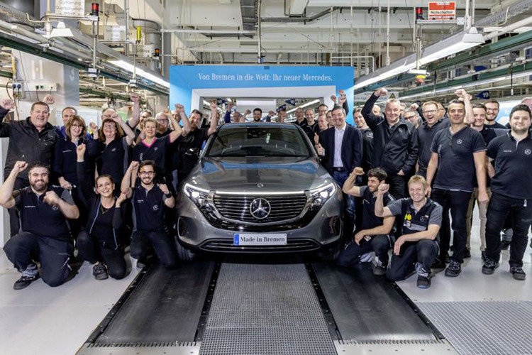 Mercedes-Benz EQC đã được đưa vào sản xuất tại nhà máy của Mercedes ở Bremen, Đức, đây cũng là khu lắp đặt, chế tạo C-Class Sedan / Estate và GLC SUV / Coupe. Các nhân viên ở Bremen có nhiều nằm kinh nghiệm trong việc sản xuất các loại xe khác nhau với nhiều hệ truyền động, vì vậy, việc EQC được hoàn thiện ở Bremen là hoàn toàn hợp lý.