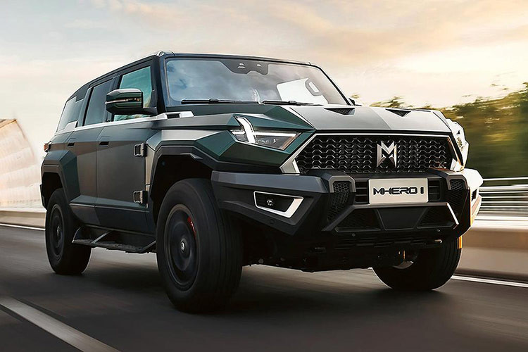 Tại Trung Quốc, mẫu xe SUV Dongfeng Mengshi M-Hero 917 có cả bản truyền thống, hybrid và thuần điện. Khả năng cao đây là xe hybrid hơn vì vừa tới ưu nhiên liệu nhưng vẫn cho hiệu suất gần như xe điện.