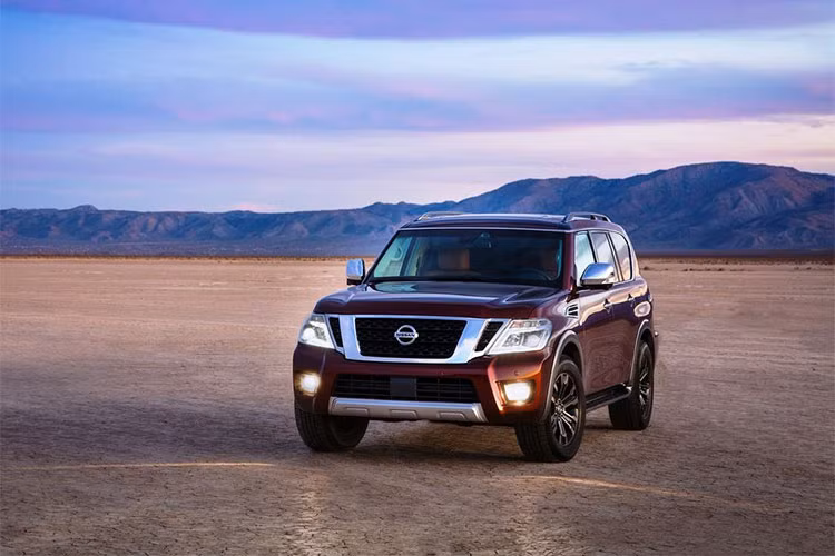 Được xem là một phiên bản giá rẻ của dòng Infiniti QX80 đắt giá, Mẫu xe SUV Nissan Armada 2019 bản nâng cấp vừa được bán tại Mỹ đã được tăng cường công nghệ đáng kể với một loạt các hệ thống hỗ trợ người lái.