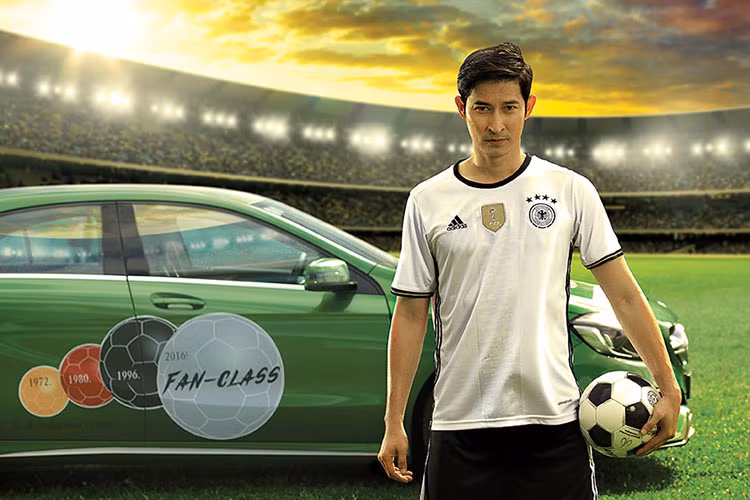  Động cơ I4 2.0L tăng áp công suất 360 mã lực trên bản trước nay được đẩy lên mức 381 mã lực và khả năng tăng tốc 0-100km/h chỉ mất 4,2 giây – một con số vô cùng ấn tượng (bản cũ là 4,6 giây).