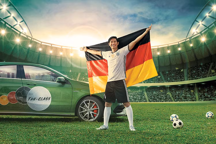 Cụm đèn trước của xe được thiết kế mới với công nghệ LED toàn phần không chỉ có tính thẩm mỹ cao mà còn tiết kiệm năng lượng và có độ bền tốt hơn. Ở phía sau, cụm đèn hậu mới sắc sảo, hiện đại hơn.