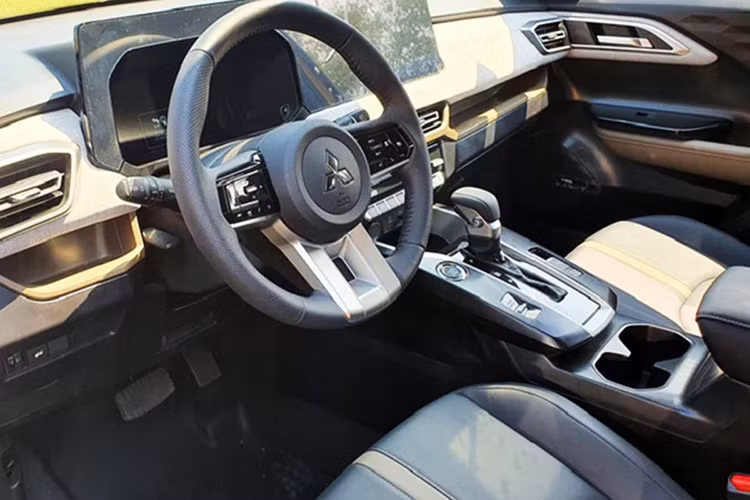 Mitsubishi Xforce 2024 khi về Việt Nam sẽ cạnh tranh trong phân khúc SUV hạng B, cùng phân khúc với các đối thủ như KIA Seltos, Hyundai Creta, Toyota Yaris Cross, Honda HR-V hay Mazda CX-3.