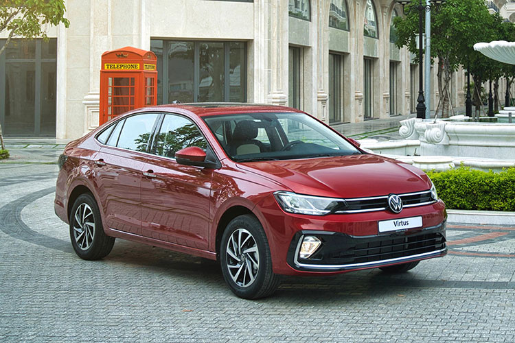 Trong tháng 10/2023 này, hãng Volkswagen hiện đang chạy chương trình ưu đãi 100% lệ phí trước bạ cho bộ tứ SUV tiền tỷ là Tiguan, Teramont, Touareg và T-Cross. Trong khi đó, tại đại lý, mẫu sedan cỡ B nhập khẩu Volkswagen Virtus 2023 mới cũng đang được áp dụng chương trình khuyến mại riêng.