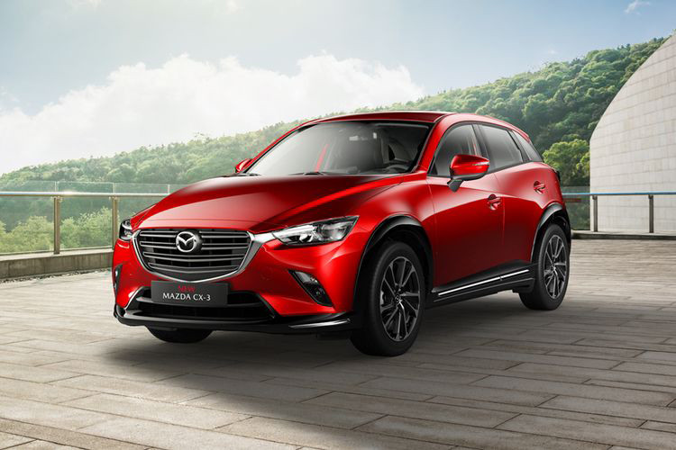 Mức giá xe Mazda CX-3 2024 tại Việt Nam cho 4 phiên bản niêm yết lần lượt là 524 triệu đồng đối với bản AT; 559 triệu đồng đối với bản Deluxe; 589 triệu đồng đối với bản Luxury và 664 triệu đồng đối với bản Luxury. Cùng với đó, giá bán của 2 phiên bản CX-3 Deluxe và Luxury đều tăng giá 10 triệu đồng và bản Premium tăng 8 triệu đồng. 