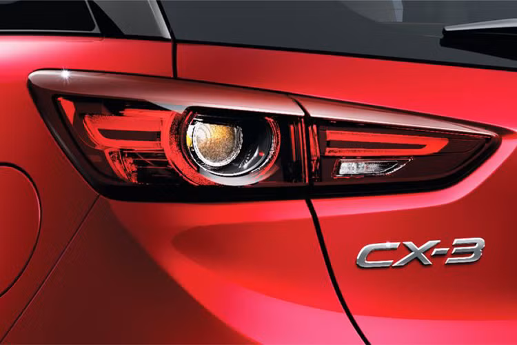 Bên cạnh đó, New Mazda CX-3 vẫn được trang bị hệ thống an toàn tiêu chuẩn như: 6 túi khí; phanh ABS (Anti-lock Braking System), EBD (Electronic Brakeforce Distribution), EBA (Emergency Brake Assist); Cân bằng điện tử (DSC- Dynamic Stability Control); Hỗ trợ khởi hành ngang dốc (HLA- Hill Launch Assist); kiểm soát lực kéo (TCS - Traction Control System); Cảm biến hỗ trợ đỗ xe phía sau; Camera lùi; Phanh tay điện tử + Autohold.