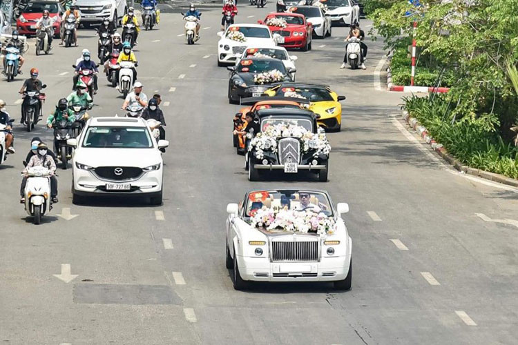 Dan xe ruoc dau gan 500 ty cua con trai tiem vang khung Ha Noi-Hinh-2