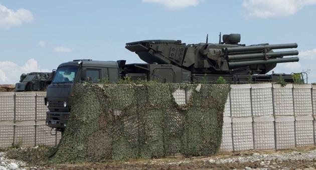 Cụ thể, Pantsir-S1 đã tiêu diệt một máy bay không người lái (UAV) RQ-21A Blackjack của Mỹ, một chiếc UAV Bayraktar do Thổ Nhĩ Kỳ sản xuất, bốn chiếc UAV trinh sát Heron của Israel và số lượng lớn mục tiêu đáng ngờ là các loại khinh khí cầu.