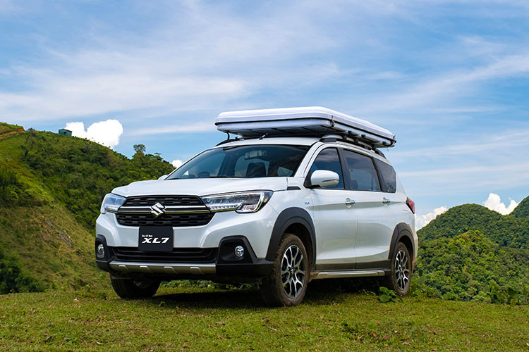 Suzuki XL7 da thay doi cuoc choi xe 7 cho co nho nhu the nao?