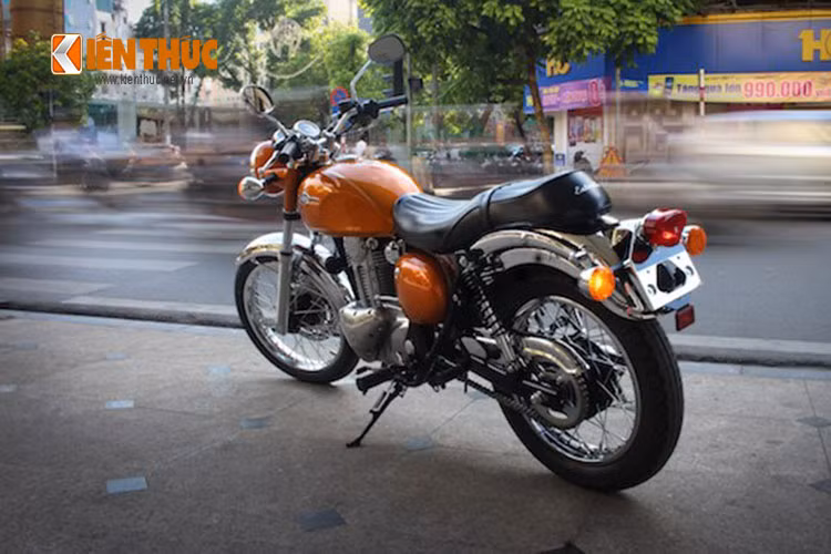 Mẫu xe này được xem la lựa chọn khá phù hợp với những người yêu phong cách cổ điển mà túi tiền hạn hẹp. Thiệt thòi duy nhất là Kawasaki không có nhiều phụ kiện và đồ chơi theo xe.