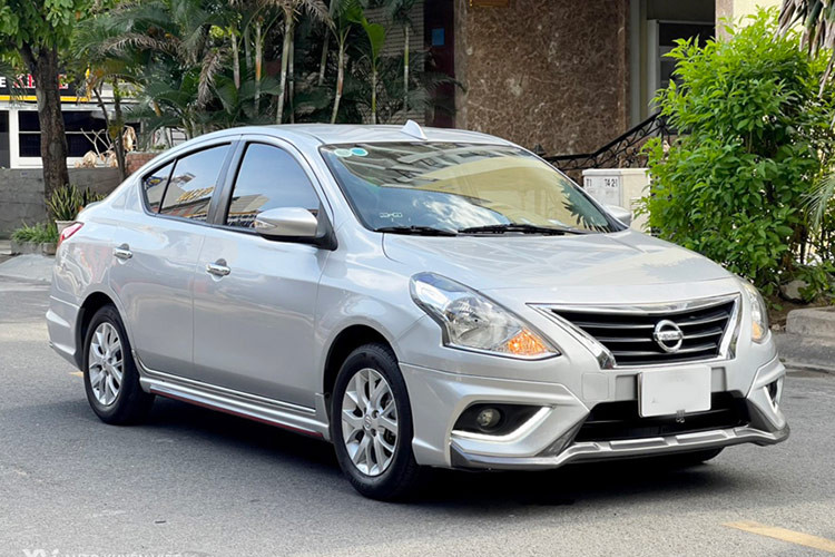  Nissan Sunny 2017 – 2019 Mua ôtô cũ giá 300 triệu đồng, người mua hoàn toàn có thể chọn được những mẫu xe ô tô có thời gian sử dụng dưới 5 - 6 năm. Đơn cử như mẫu Nissan Sunny đời 2017 – 2019 được xem là khá nổi bật với tính thực dụng cao.