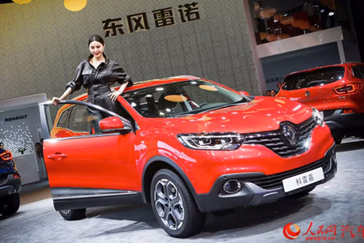 Tại thị trường Trung Quốc, Renault Kadjar sử dụng động cơ xăng tăng áp, dung tích 1,2 lít và 2.0 lít. Sức mạnh được truyền tới bánh thông qua hộp số sàn 6 cấp hoặc CVT. Bên cạnh đó là hệ dẫn động 1 hoặc 2 cầu. Giá bán của mẫu xe này tại thị trường đông dân nhất thế giới này hiện vẫn chưa được Renault công bố.