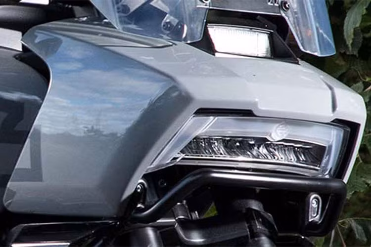 Được biết, cỗ máy V-twin mới này sẽ là khối động cơ mà hãng xe máy Harley-Davidson sử dụng cho nhiều mẫu xe môtô cỡ nhỏ mới của mình với dung tích xy lanh đa dạng từ 500 cho đến 1250cc trong tương lai.