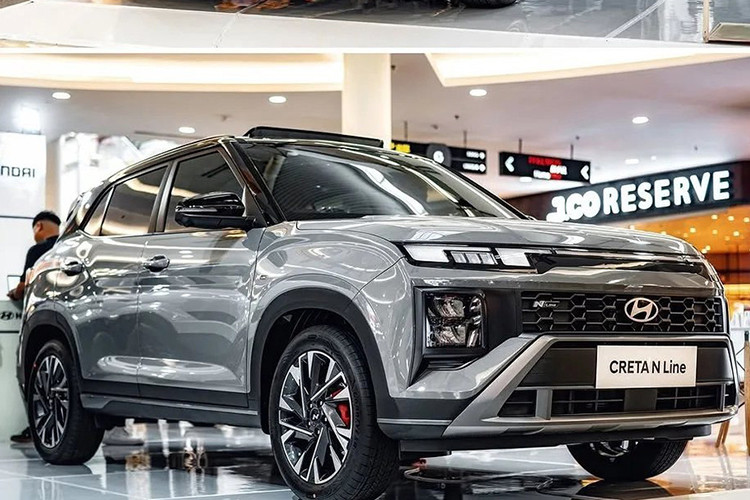 Tại thị trường Indonesia, mức giá xe Hyundai Creta 2025 có 5 phiên bản bán dao động từ 299,7-426,94 triệu Rupiah (khoảng 473-674 triệu đồng). Trong khi đó, Hyundai Creta N Line 2025 có 2 phiên bản và giá bán từ 460,5-507,28 triệu Rupiah (727-801 triệu đồng). Sau Indonesia, Hyundai Creta mới dự kiến sẽ tiếp tục ra mắt những thị trường Đông Nam Á khác như Việt Nam.