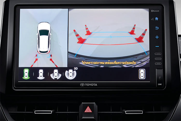 Một thay đổi cũng rất đáng chú ý khác là hệ thống treo thể thao và nẹp gia cố khung gầm. Ngoài ra, phần còn lại của cơ khí không thay đổi nhiều so với mô hình tiêu chuẩn. 