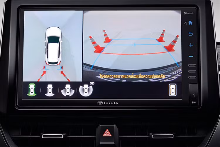 Một thay đổi cũng rất đáng chú ý khác là hệ thống treo thể thao và nẹp gia cố khung gầm. Ngoài ra, phần còn lại của cơ khí không thay đổi nhiều so với mô hình tiêu chuẩn. 