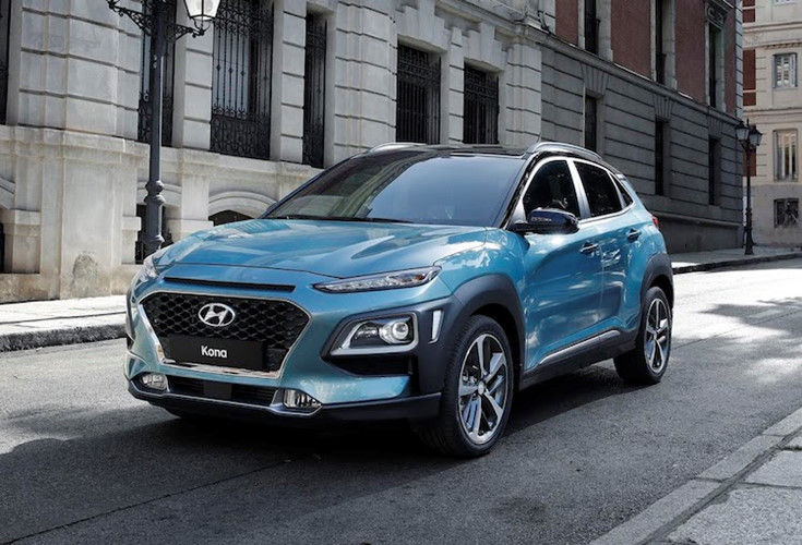 Tại thị trường Hàn Quốc, Hyundai Kona 2018 -2019 có giá từ 17000 USD (khoảng 386 triệu đồng). Hiện tại, những thông tin chính thức về việc ra mắt Kona tại Việt Nam chưa được Hyundai Thành Công tiết lộ. Tuy nhiên nhiều khả năng, mẫu xe này sẽ được phân phối tại thị trường ôtô Việt theo hình thức lắp ráp trong nước với giá dự đoán khoảng 690 triệu đồng.