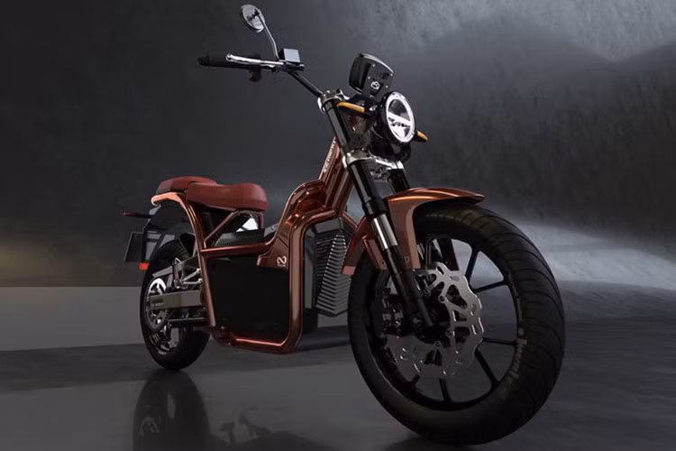 Cả ba mẫu xe trên đều sử dụng chung khung gầm. Điểm khác nhau rõ giữa ba mẫu xe chính là dung tích hộc chứa đồ và tùy chọn lốp xe. Các trang bị chung khác giữa 3 mẫu xe bao gồm cặp phuộc trước hành trình ngược, hành trình 90 mm và giảm xóc lò xo trụ đơn phía sau, vành đúc 17 inch và hệ thống phanh tùy lực 4 pít-tông.