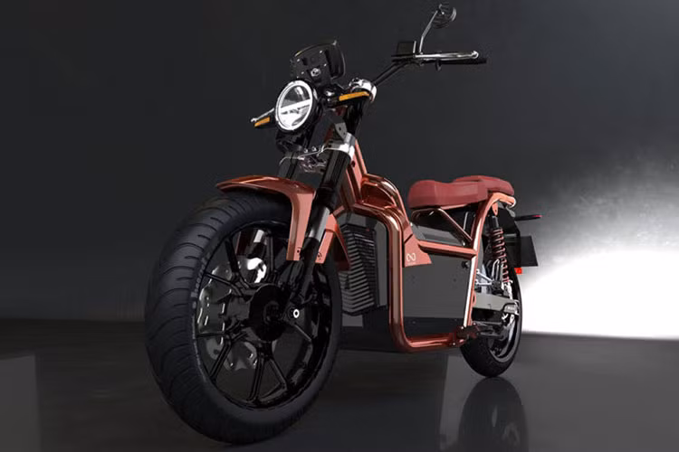 Các mẫu xe máy điện sử dụng trong đô thị hiện nay đều có vận tốc và phạm vi hoạt động rất khiêm tốn do hạn chế về thời lượng pin. Tuy nhiên, chiếc xe máy điện NUUK mới được sản xuất tại Tây Ban Nha lại hoàn toàn khác biệt với thông số tốc độ và phạm vi hoạt động rất ấn tượng.