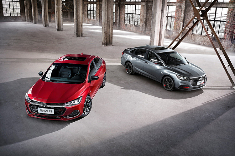 Tại Trung Quốc, Chevrolet Onix được sản xuất bởi liên doanh SAIC-GM - liên doanh cũng đang chịu trách nhiệm phân phối hai thương hiệu khác của GM bao gồm: Buick và Cadillac. Hy vọng trong tương lai gần, GM Việt Nam sẽ mang Onix mới về để nối tiếp và thay thế vị trí của mẫu Aveo vốn đã ngừng phân phối tại thị trường Việt.