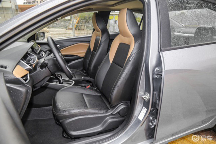 Onix mới là mẫu xe đầu tiên trong số nhiều mẫu xe mới của Chevrolet và Buick ở phân khúc B và C sử dụng nền tảng khung gầm GEM (Global Emerging Markets platform). Bên dưới nắp ca-pô Onix là khối động cơ xăng 3 xy-lanh thẳng hàng (I3) dung tích 1.0L tăng áp (Ecotec 325T) cho công suất tối đa 123 mã lực và mô-men xoắn cực đại 180Nm.