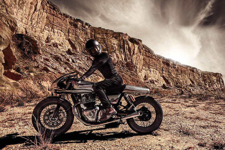 Nguyên bản, mẫu xe sử dụng khối động cơ parallel (2 xy-lanh) dung tích 648cc, đi kèm hệ thống phun nhiên liệu điện tử và hệ thống làm mát bằng dung dịch. Với hộp số 6 cấp, xe đạt công suất 47 mã lực và momen xoắn cực đại 52 Nm tại 5.250 vòng/phút. Royal Enfield cho biết động cơ này có khả năng đạt 80% công suất ngay ở vòng tua máy 2.500 vòng/phút - một lợi thế cho mẫu xe vận hành ở tốc độ thấp.