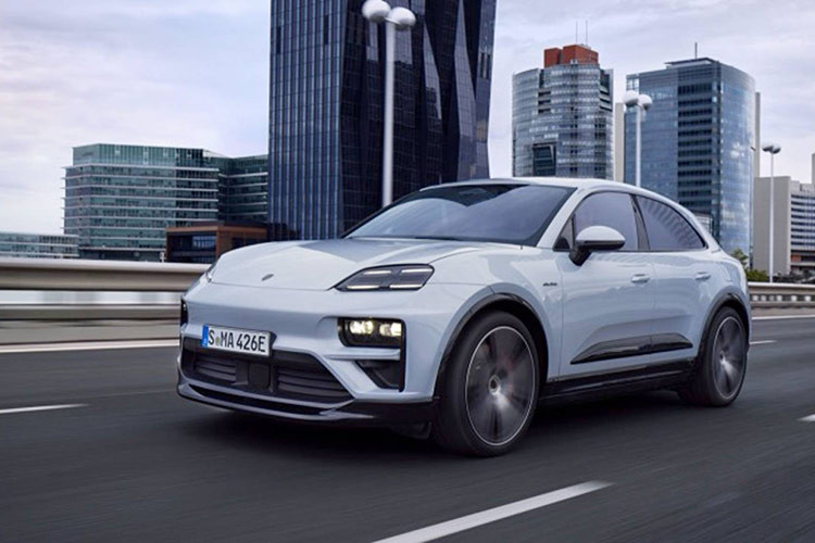 Gan 3.000 oto dien Porsche Macan bi trieu hoi vi den pha