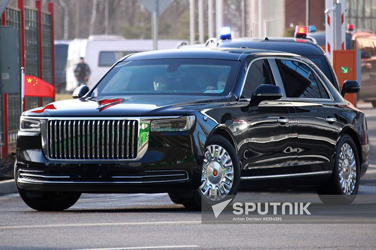 Theo báo chí Nga cho hay, những chiếc sedan siêu sang Hồng Kỳ N701 đã xuất hiện ở Moscow hai ngày trước khi ông Tập có chuyến thăm chính thức Nga. Những chiếc xe này khi đó chạy thử trên đường phố ở trung tâm Moscow.