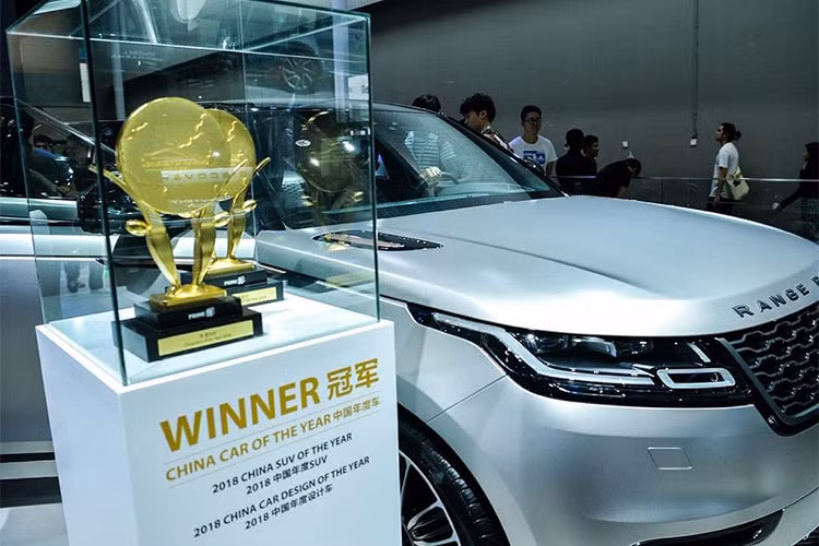 Buổi lễ công bố giải thưởng "China Car Awards 2018" vừa diễn ra hôm 16/11 tại Quảng Châu (Guangzhou), Trung Quốc, và đây là năm thứ 5 của giải thưởng này. Giải thưởng nhằm đánh giá, ghi nhận những "gương mặt" xuất sắc nhất về xe hơi ở Trung Quốc - thị trường xe cực kỳ quan trọng với tất cả các hãng xe trên Thế giới hiện nay.