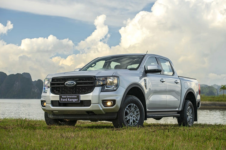  Ford Ranger: 1.477 xe Cái tên tiếp theo duy trì vị trí thứ 2 trong tháng 5/2024 là vua bán tải Ford Ranger. Mẫu bán tải nhà Ford ghi nhận doanh số 1.477 xe, tăng 17% so với tháng trước. Lũy kế 5 tháng đầu năm, đã có 6.301 xe Ford Ranger đến khách hàng Việt. Kể từ khi ra mắt thế hệ mới Ford Ranger luôn tạo được sức hút để duy trì vị thế trên thị trường. 