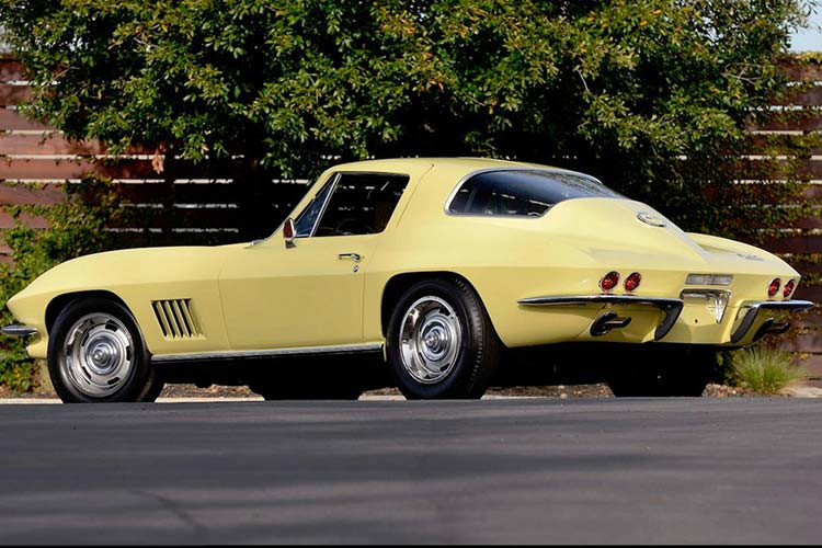 Trong số 20 chiếc Chevrolet Corvette L88 từng được chế tạo, chỉ có 10 chiếc còn sống sót cho tới tận hôm nay. Và trong số những chiếc xe còn sống, chỉ có 3 chiếc vẫn giữ được động cơ L88 nguyên gốc bên dưới nắp capô. Hai trong số đó là xe mui trần, khiến đây là chiếc Chevrolet Corvette L88 Coupe 1967 duy nhất còn tồn tại.