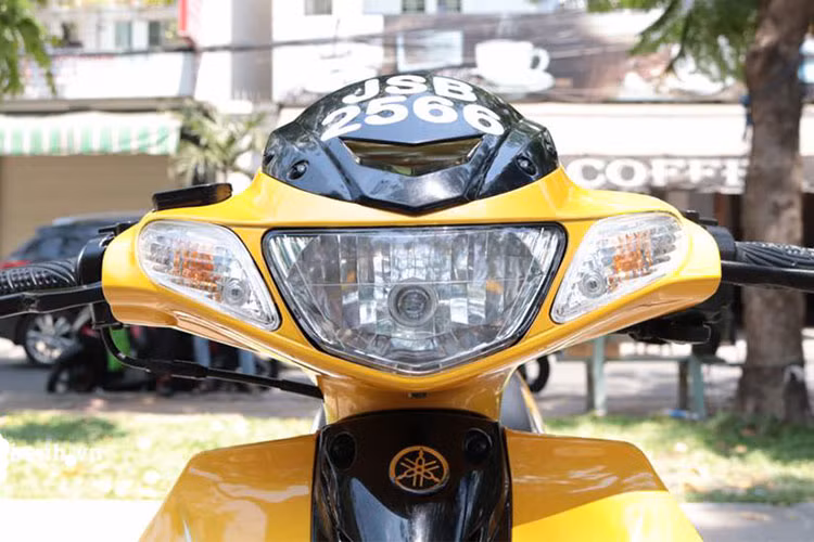 Trong 18 năm sản xuất, dòng xe 2 kỳ Z125 không có nhiều thay đổi. Kể từ năm 2006, thiết kế của xe đã giống như phiên bản hiện đang được sản xuất trong bài viết này, với toàn bộ các đèn chiếu sáng có chóa trong suốt, thay vì màu cam như các bản cũ, ngoại thất chủ yếu là tem mới.