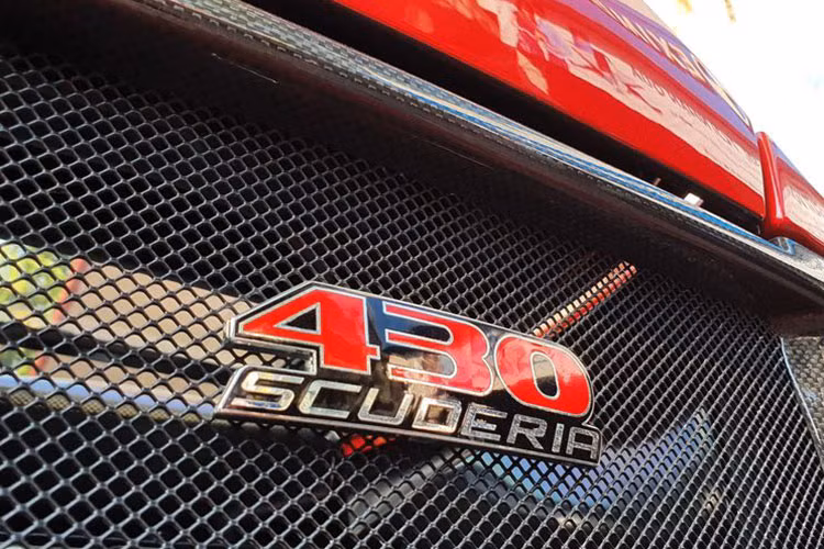 Sau đó, Ferrari 458 Italia cũng đã dừng sản xuất và phiên bản 488 GTB là kẻ kế nhiệm. Hiện tại, dòng siêu xe Ferrari F8 Tributo đang thay thế Ferrari 488 GTB, cũng đã bị khai tử.