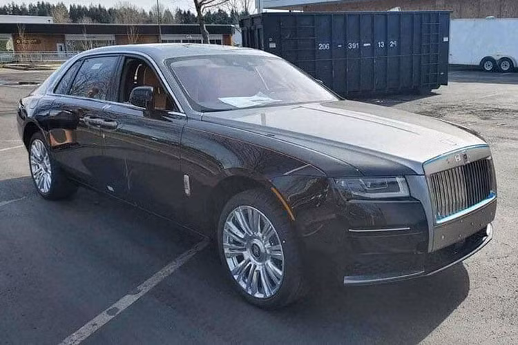 Xe sieu sang Rolls-Royce Ghost the he moi da ve den Ha Noi-Hinh-3
