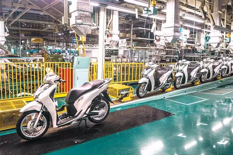 Xe may Honda Viet Nam giam thi phan giua dai dich Covid-19