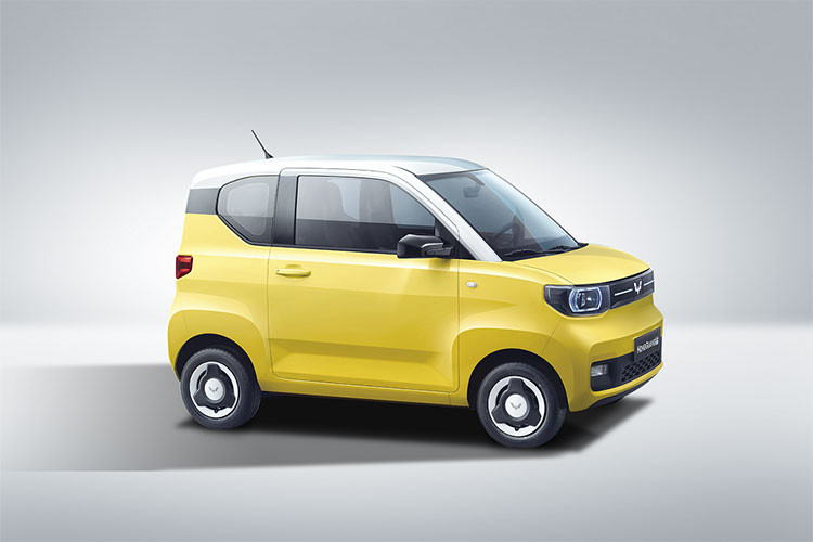 Xe oto dien gia re Mini EV sap 